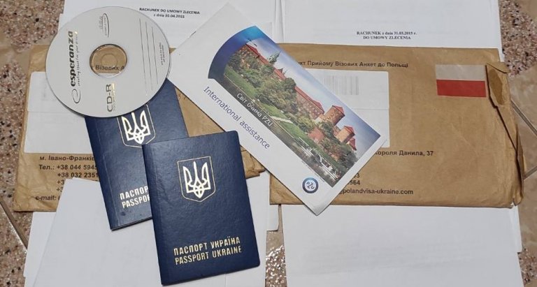 Заробити можна і в Україні, але розуміння часто приходить лише з дуже гірким досвідом