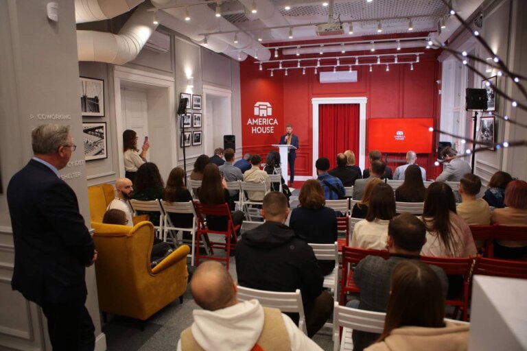 У Львові запрацював офіс “America House”