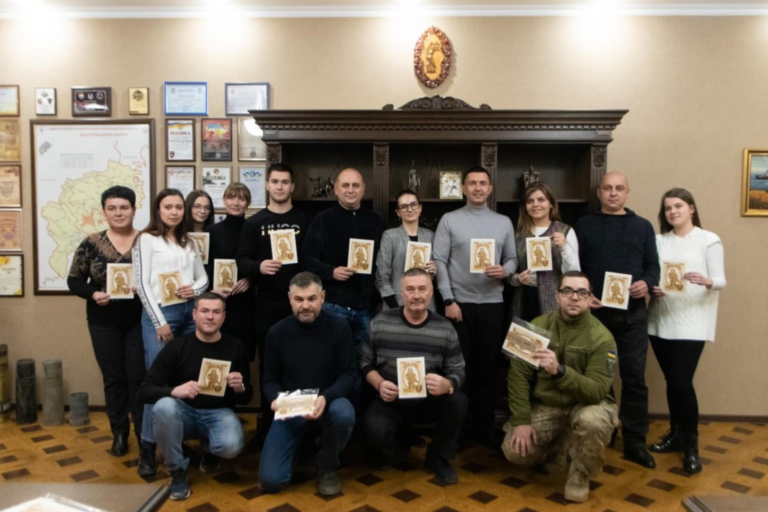 На Львівщині надрукували гроші-бофони, щоб купити бойові дрони