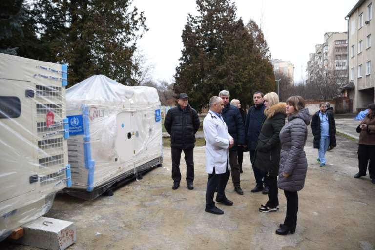  Три потужні дизельні генератори отримали медичні заклади Прикарпаття