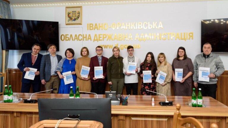 5 юних науковців з Прикарпаття стали переможцями III етапу Всеукраїнського конкурсу Малої академії наук України