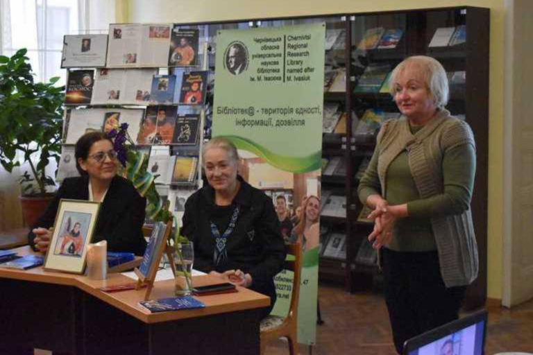 На Буковині презентували книгу про Леоніда Каденюка