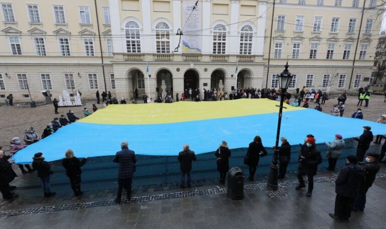 У п’ятницю в центрі Львова урочисто виконають Гімн України