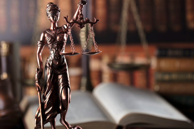 Внутрішньо переміщені особи Коломийської громади можуть отримати гуманітарну та правову допомогу 