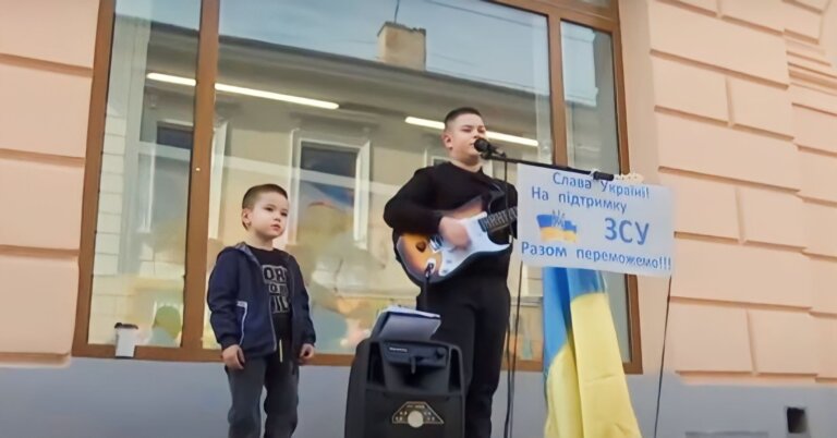 Семикласник з Буковини передав для ЗСУ понад 60 тисяч гривень