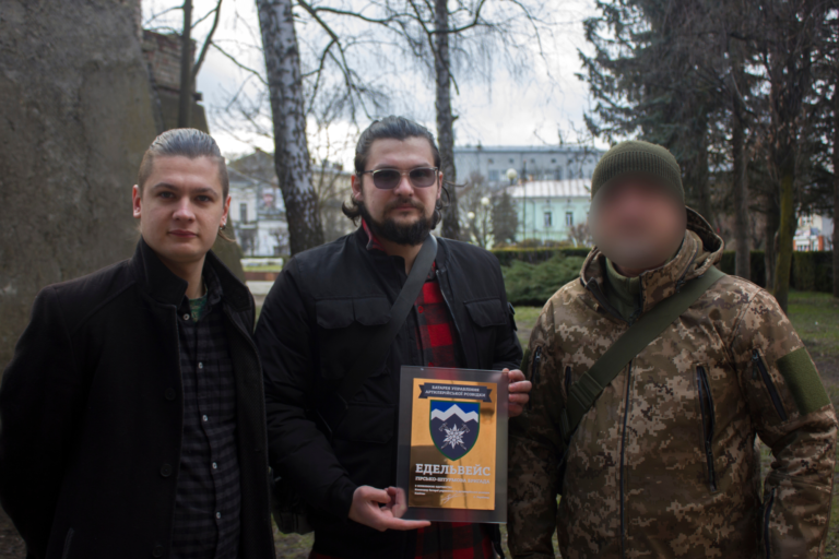 “Від них залежить наша перемога”: у Коломиї збирають на на тепловізійний приціл та прилад нічного бачення&nbsp;