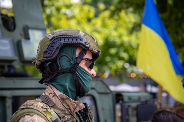 “Найболючіший удар по мотивації”: коломийський волонтер про збір коштів для бійців