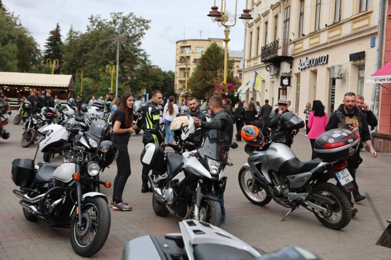 Франківська мотоспільнота зібрала на благодійному заїзді 63 тис. грн для ЗСУ